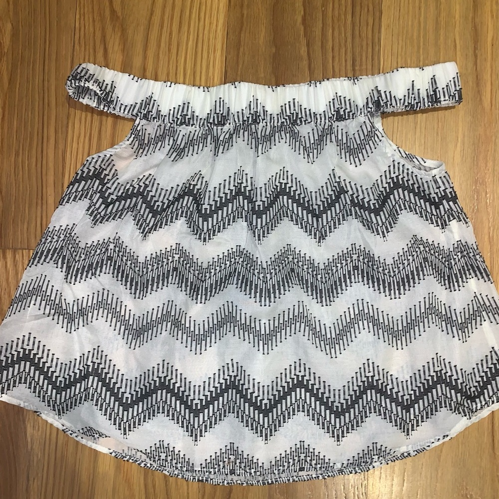 Cute crop off the shoulders top